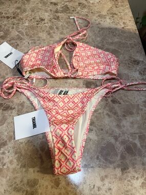 triangl swimwear Pink and Cream Patterned String Bikini